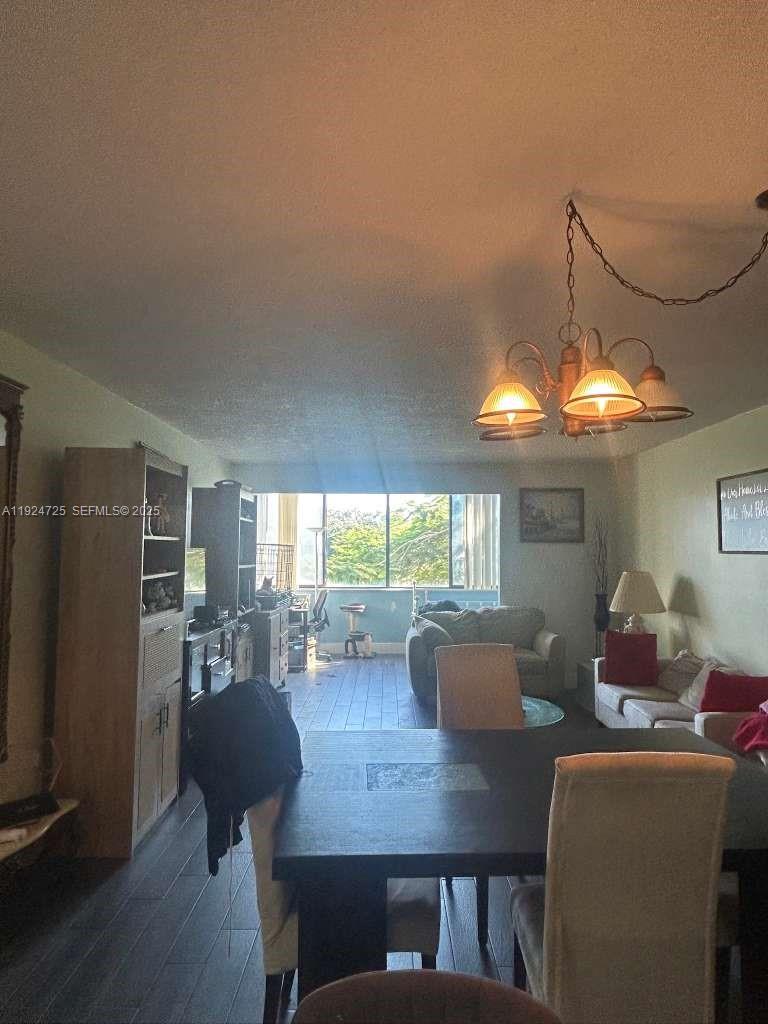 CARLISLE AT HAMPTONS WEST - Residential