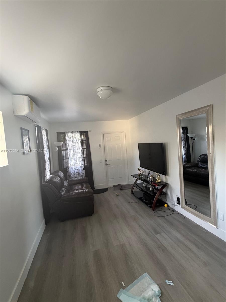 MELROSE HEIGHTS 3RD ADDN - Residential Income