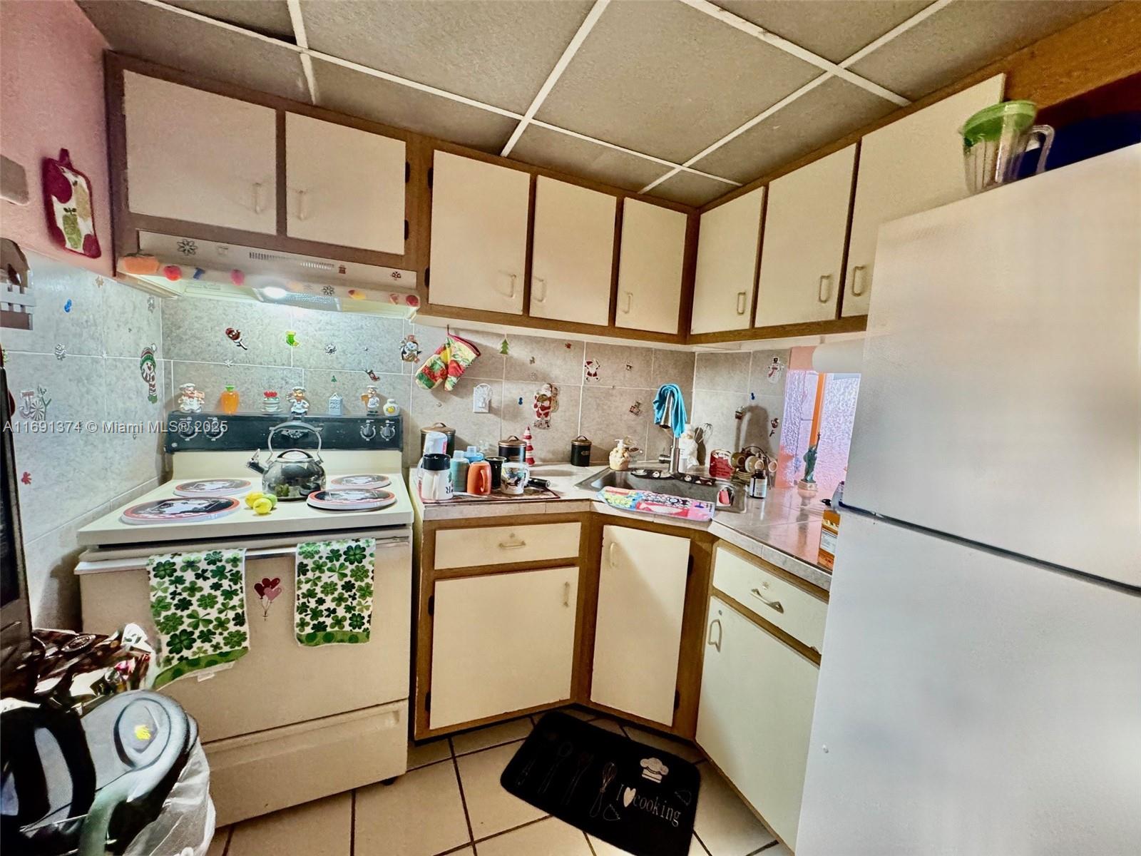 Property for Sale at 4550 Nw 9th St 806E, Miami, Broward County, Florida - Bedrooms: 1 
Bathrooms: 1  - $212,000