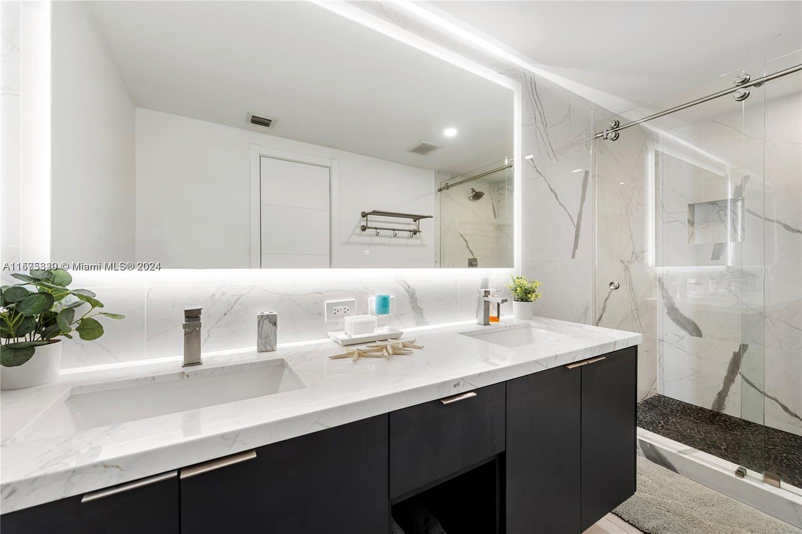 GOLDEN ISLES ESTATES FIRS - Residential