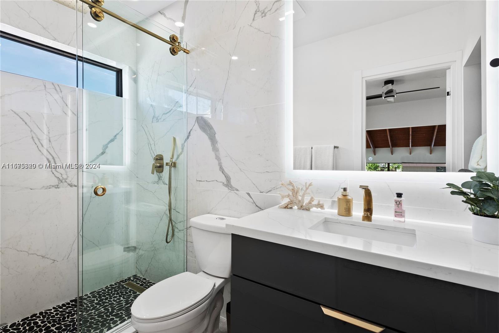 GOLDEN ISLES ESTATES FIRS - Residential