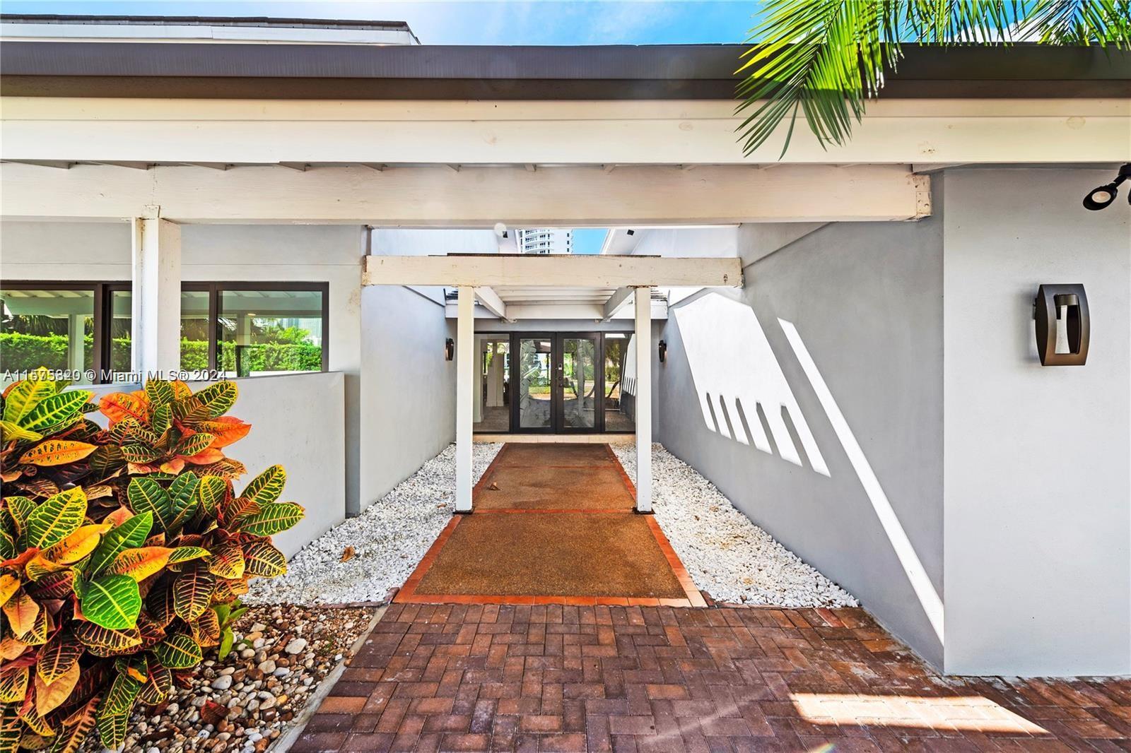 GOLDEN ISLES ESTATES FIRS - Residential