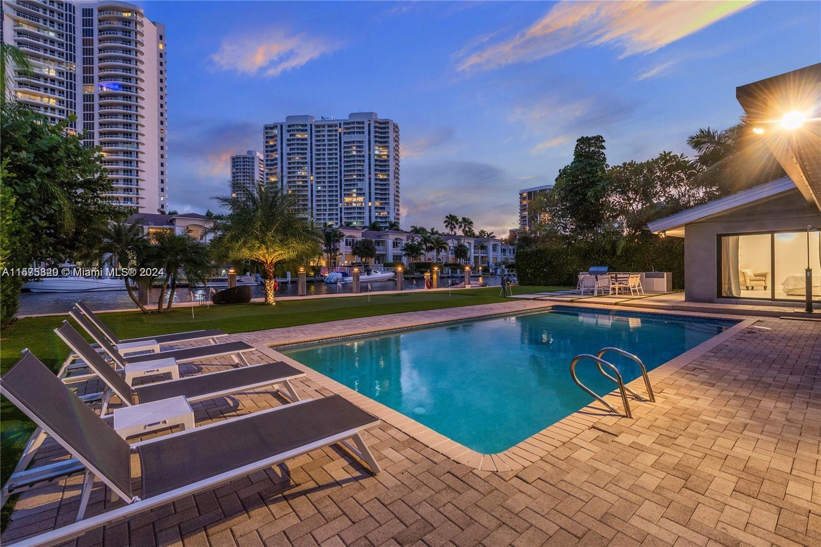 GOLDEN ISLES ESTATES FIRS - Residential