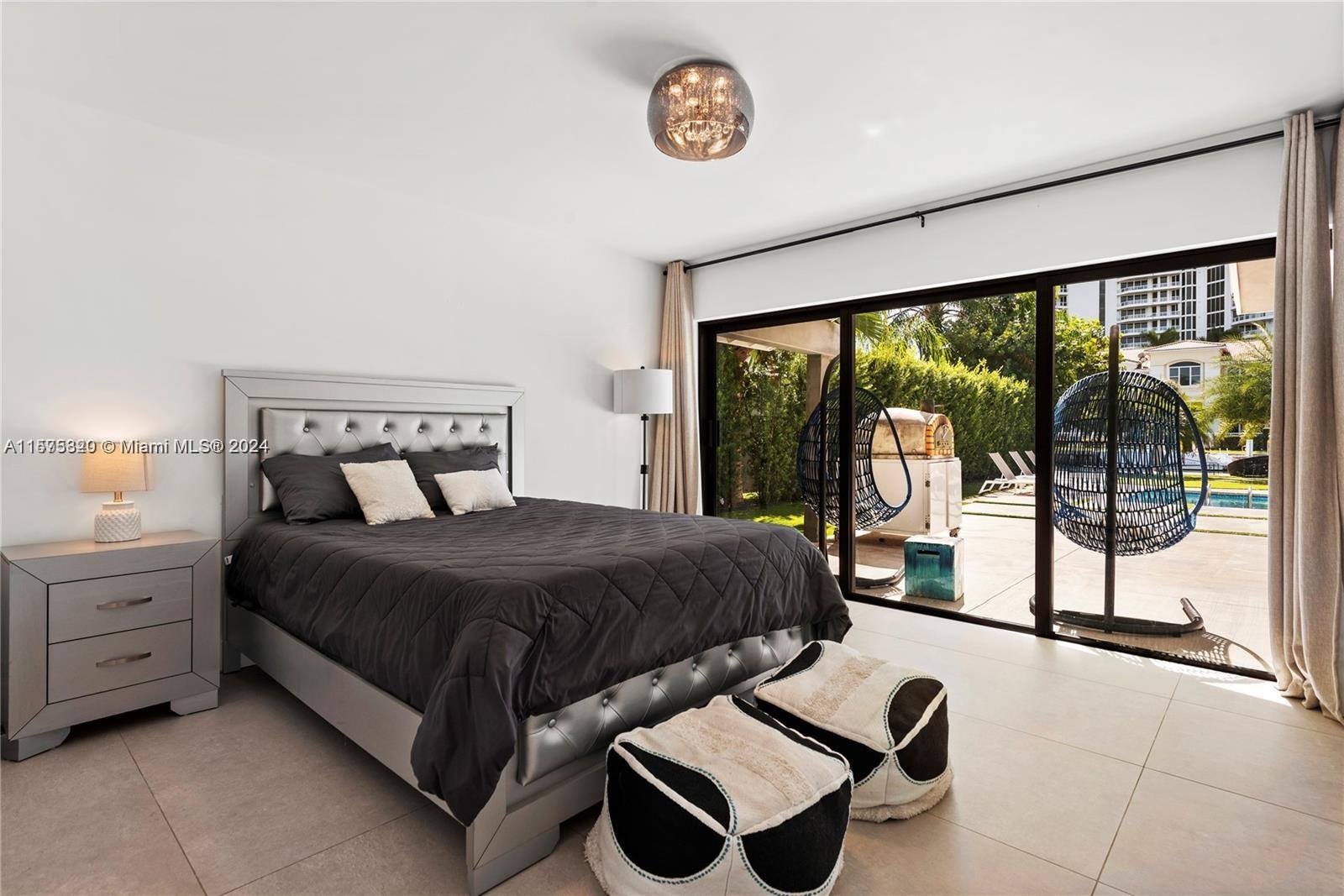 GOLDEN ISLES ESTATES FIRS - Residential