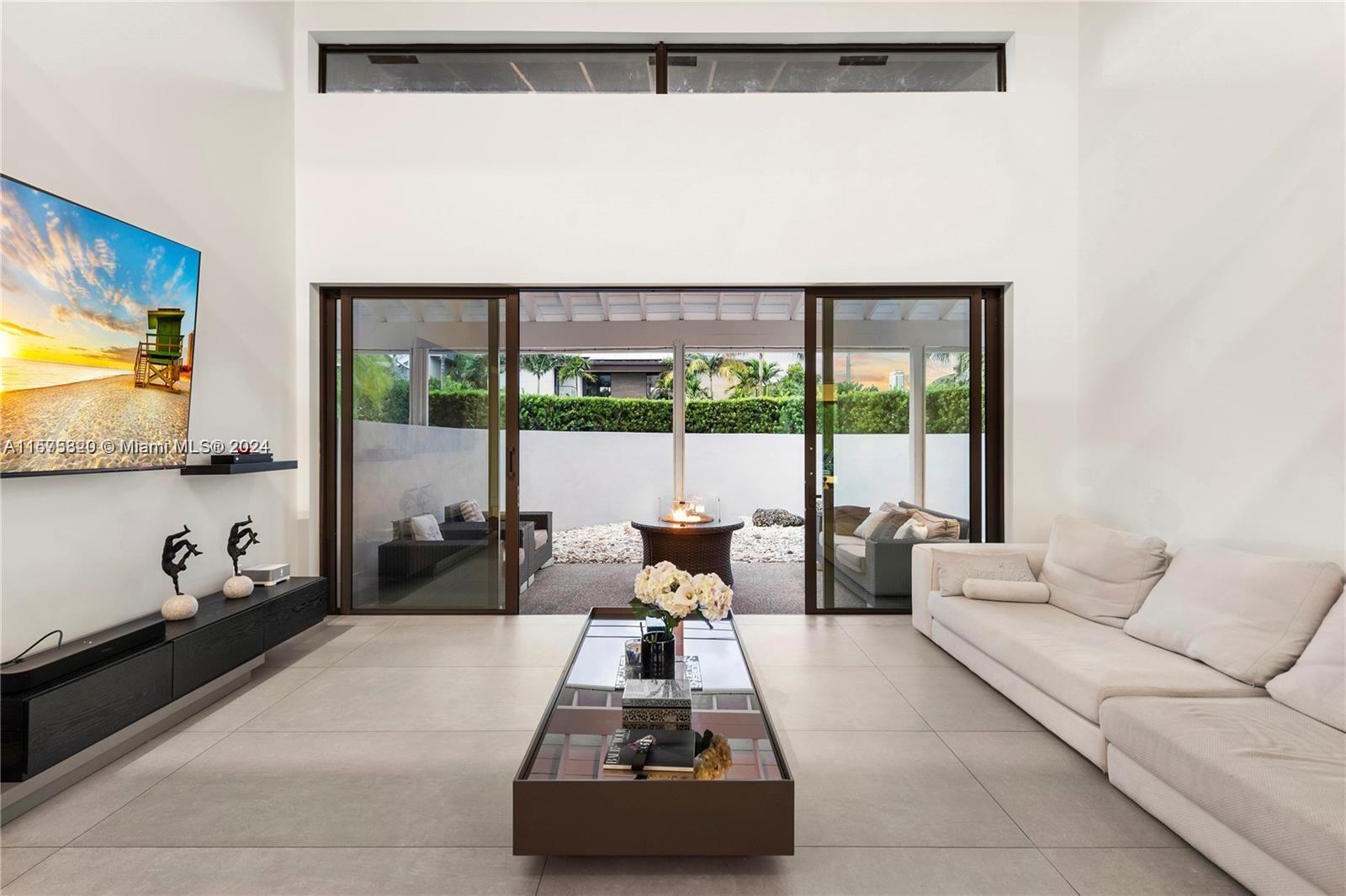 GOLDEN ISLES ESTATES FIRS - Residential