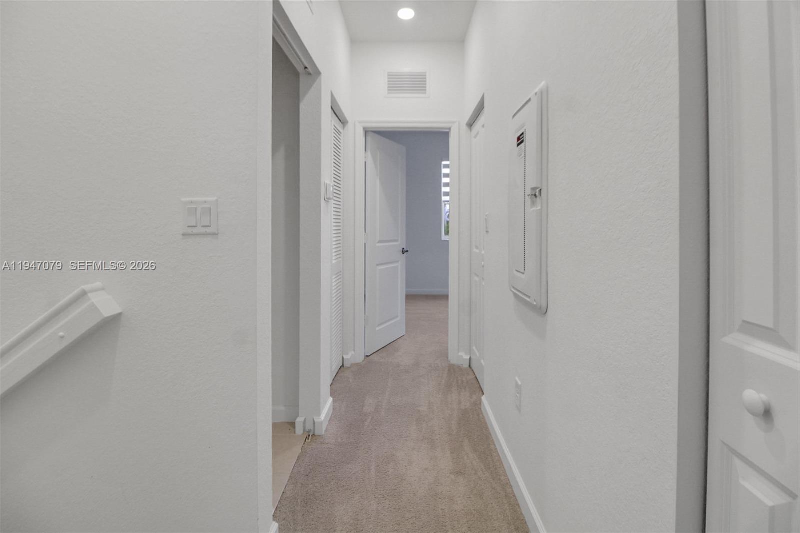 CEDAR POINTE - Residential