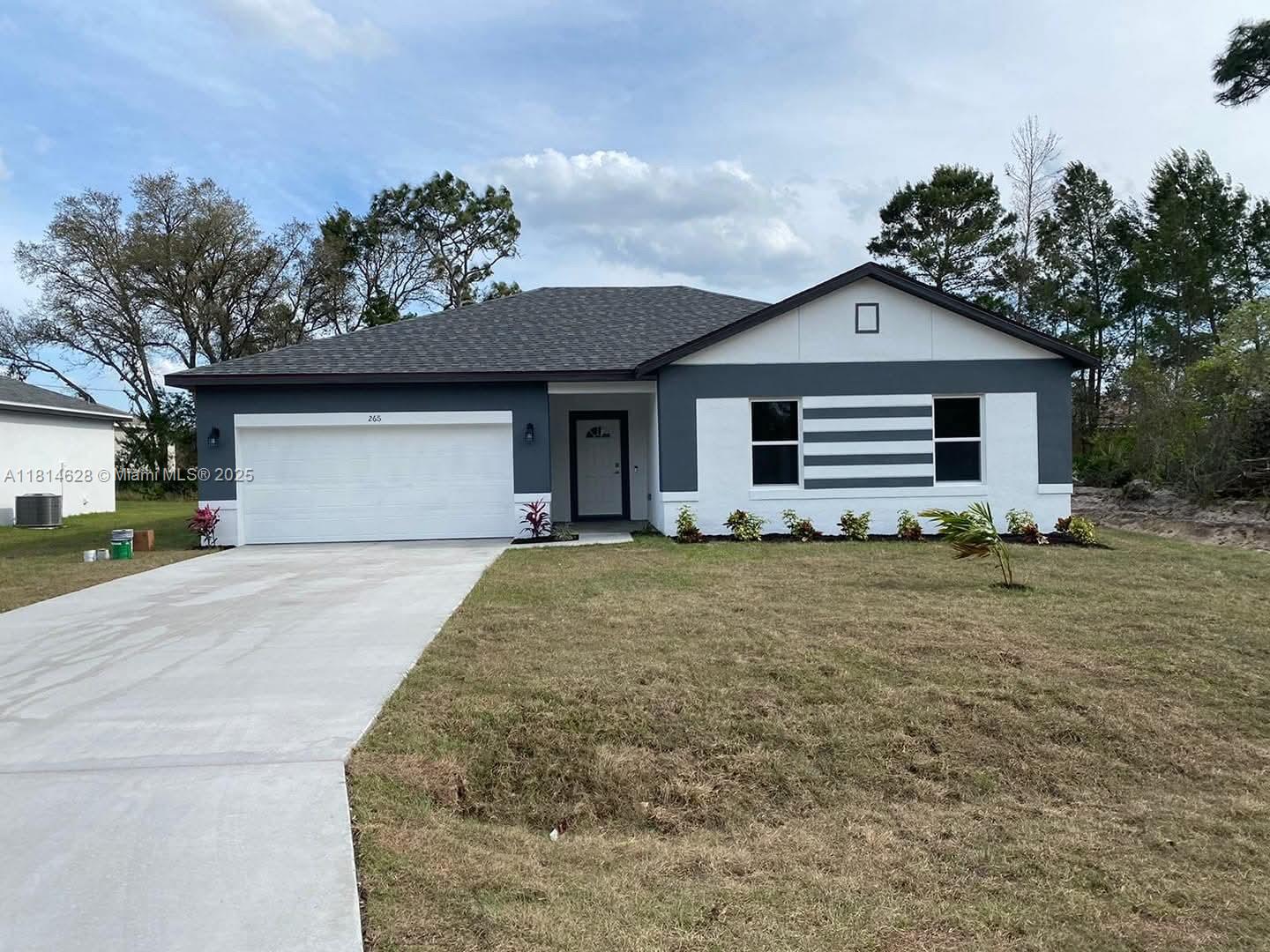 1040 Milwaukee Blvd, Lehigh Acres, Lee County, Florida - 4 Bedrooms  
2 Bathrooms - 