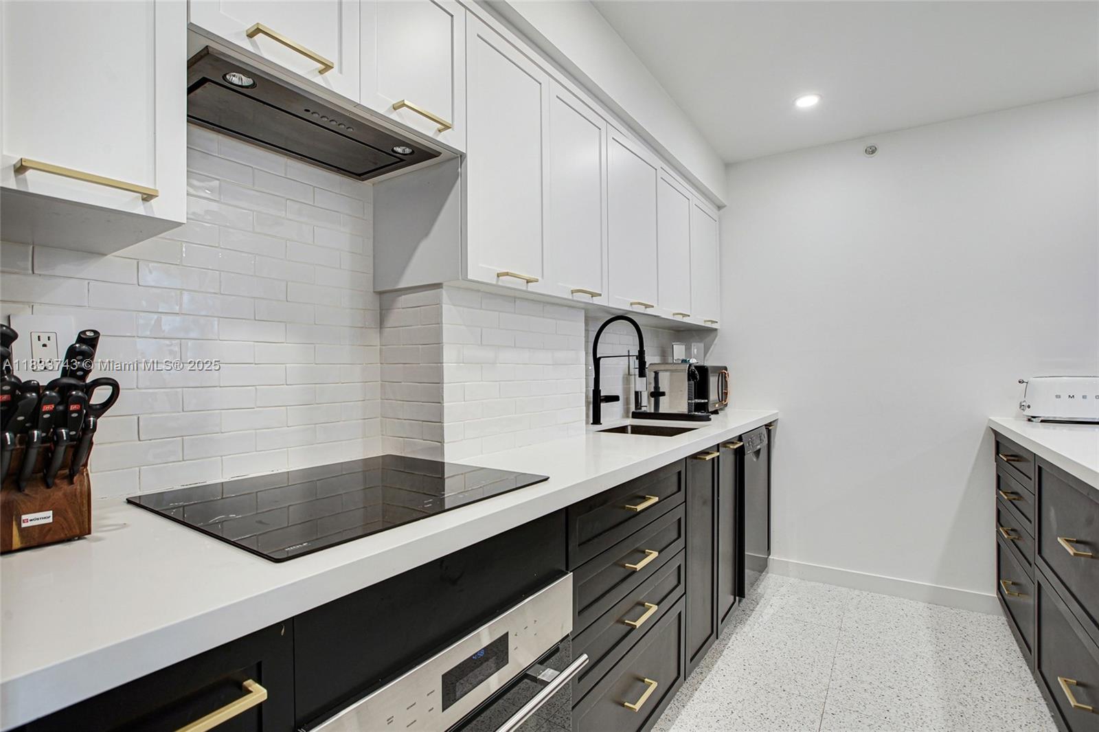 THE GEORGIAN CONDO - Residential