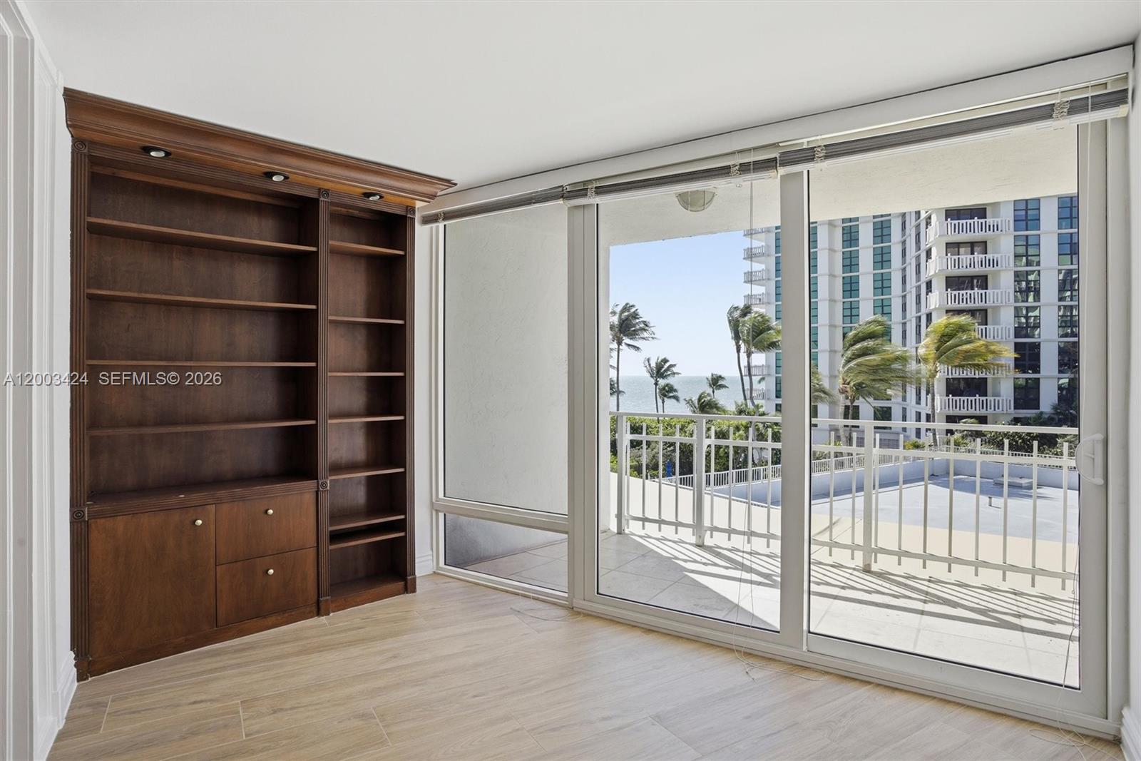 MAR-AZUL CONDO - Residential Lease