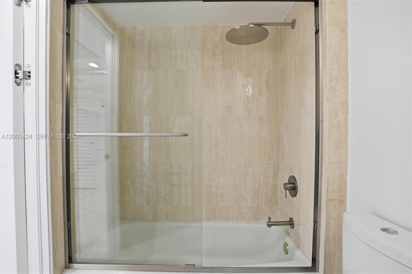 MAR-AZUL CONDO - Residential Lease