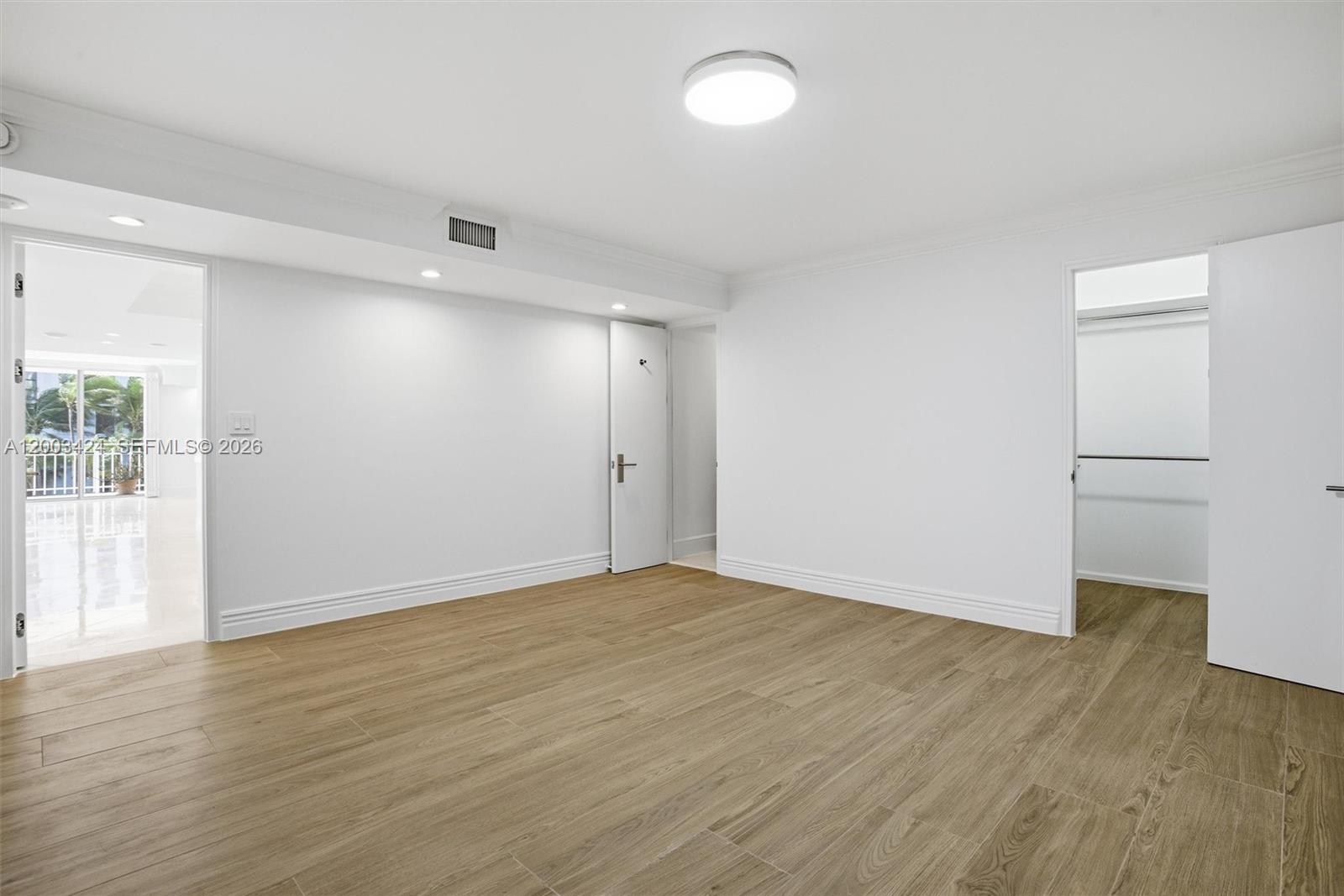 MAR-AZUL CONDO - Residential Lease