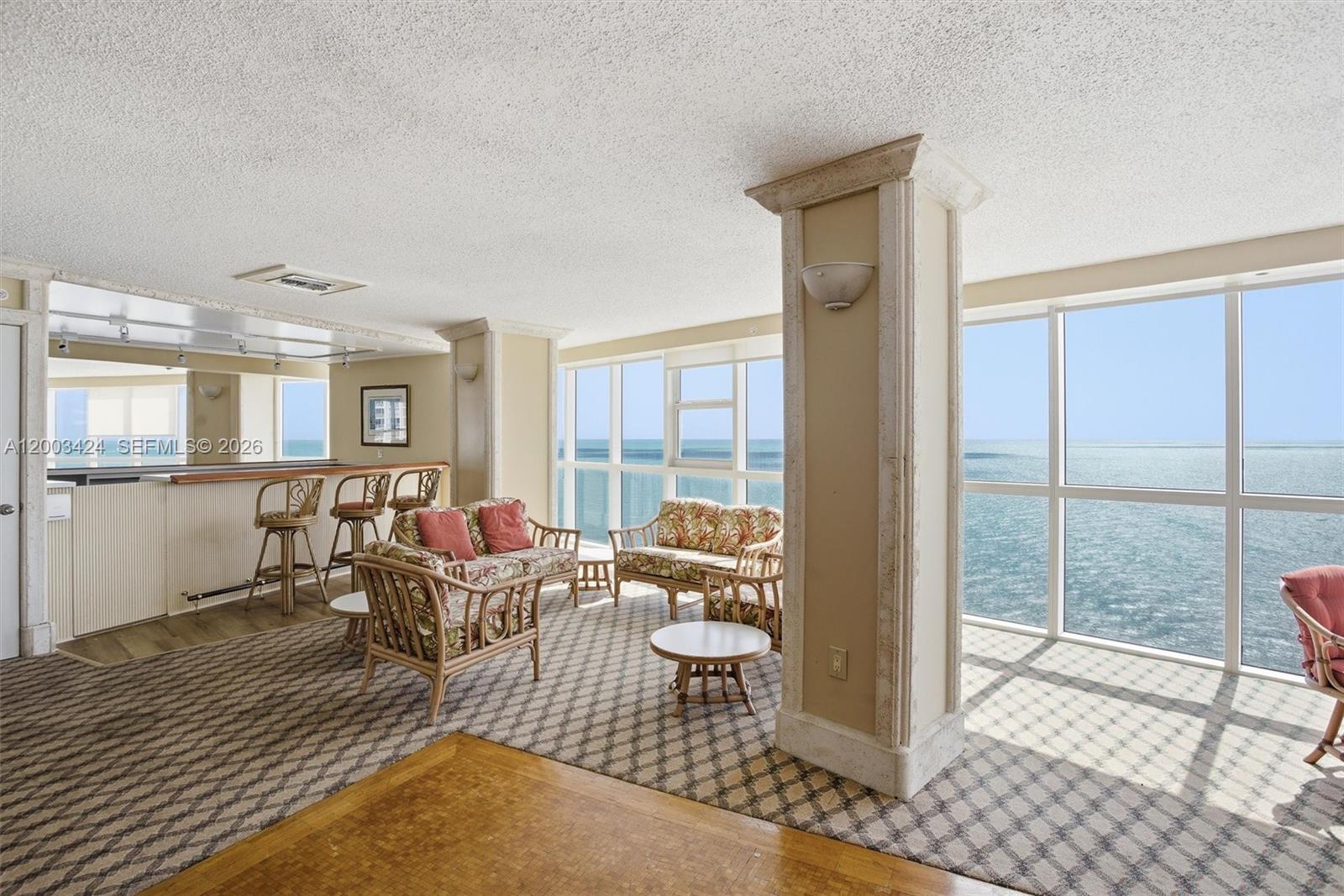 MAR-AZUL CONDO - Residential Lease