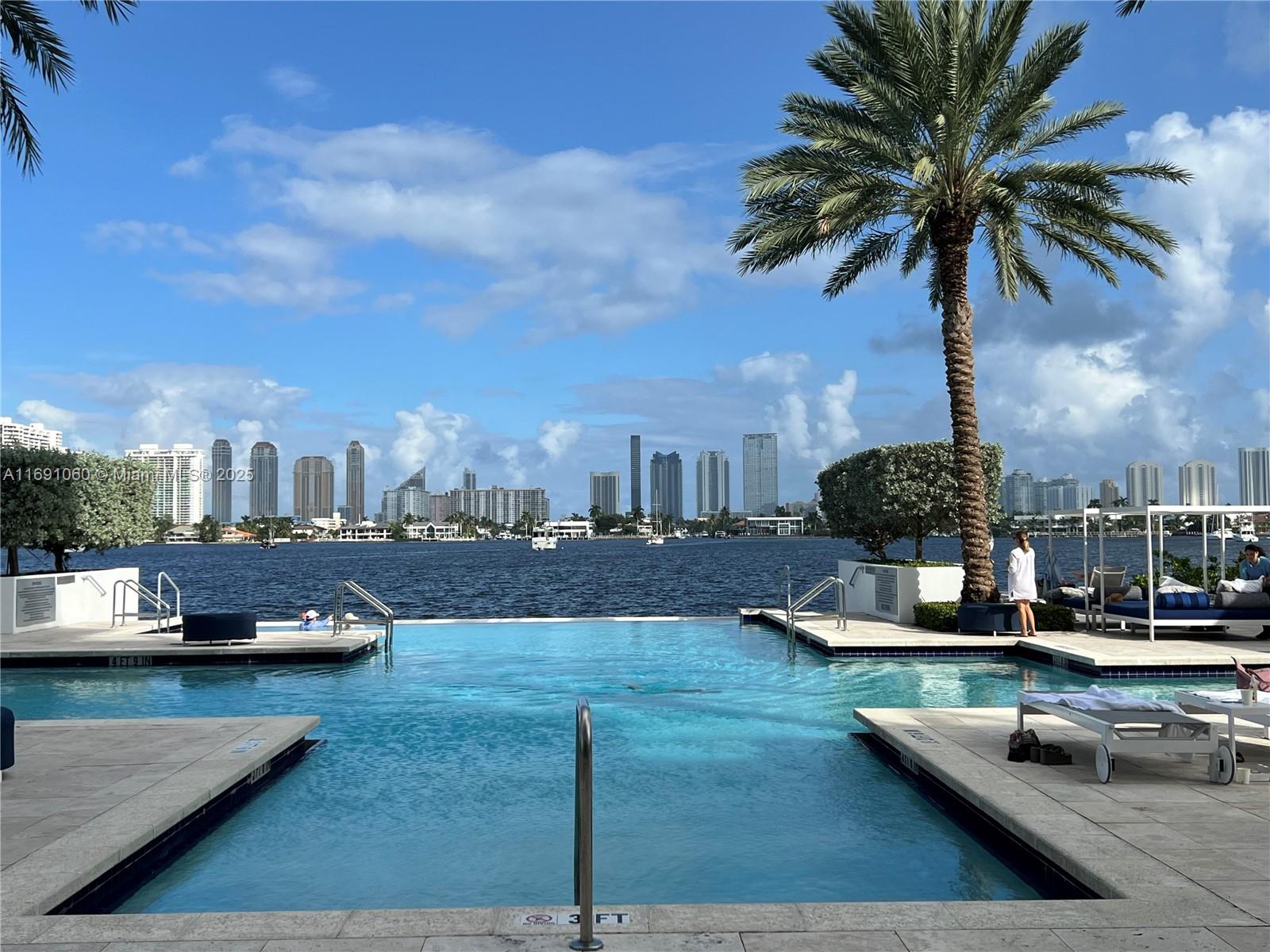 MARINA PALMS RESIDENCES S - Residential