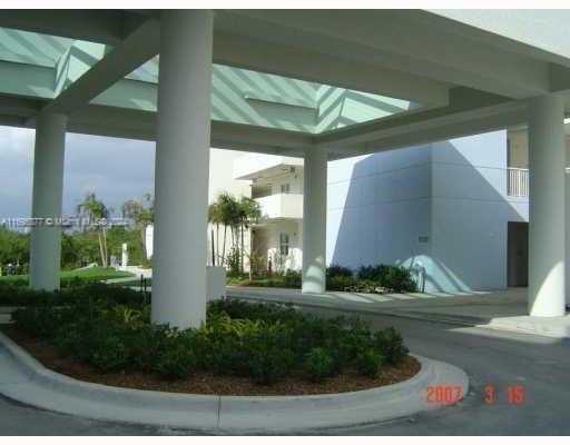 THE OAKS I CONDO - Residential Lease