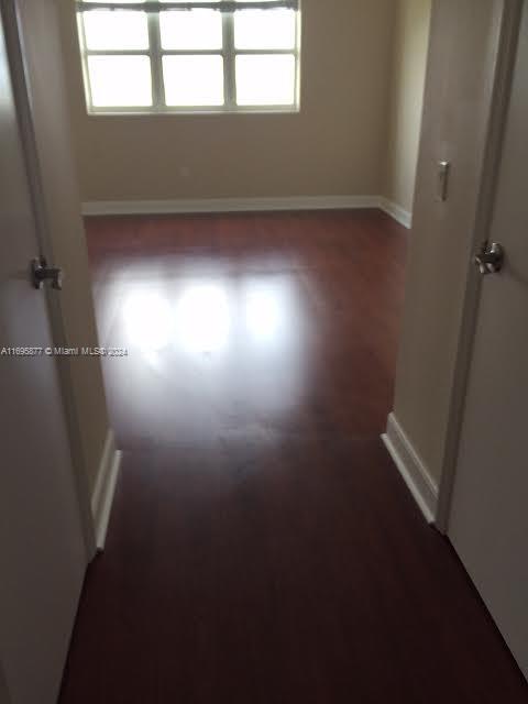 THE OAKS I CONDO - Residential Lease