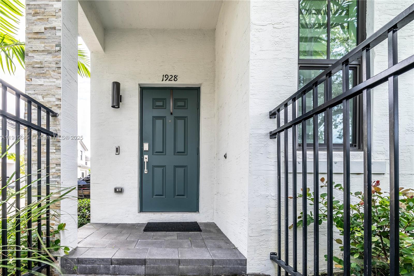 RIVERSIDE NO 2 - Residential