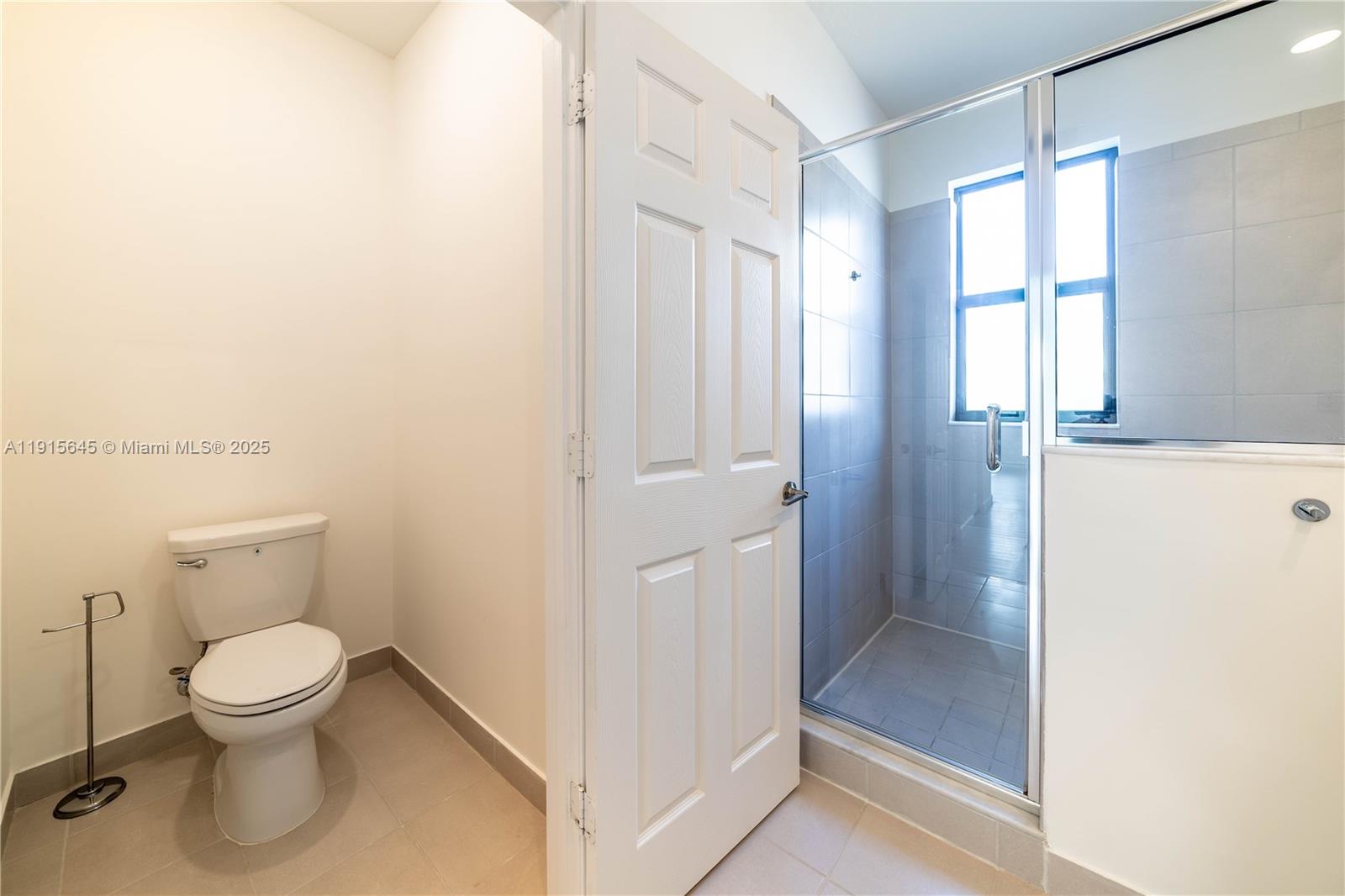 RIVERSIDE NO 2 - Residential