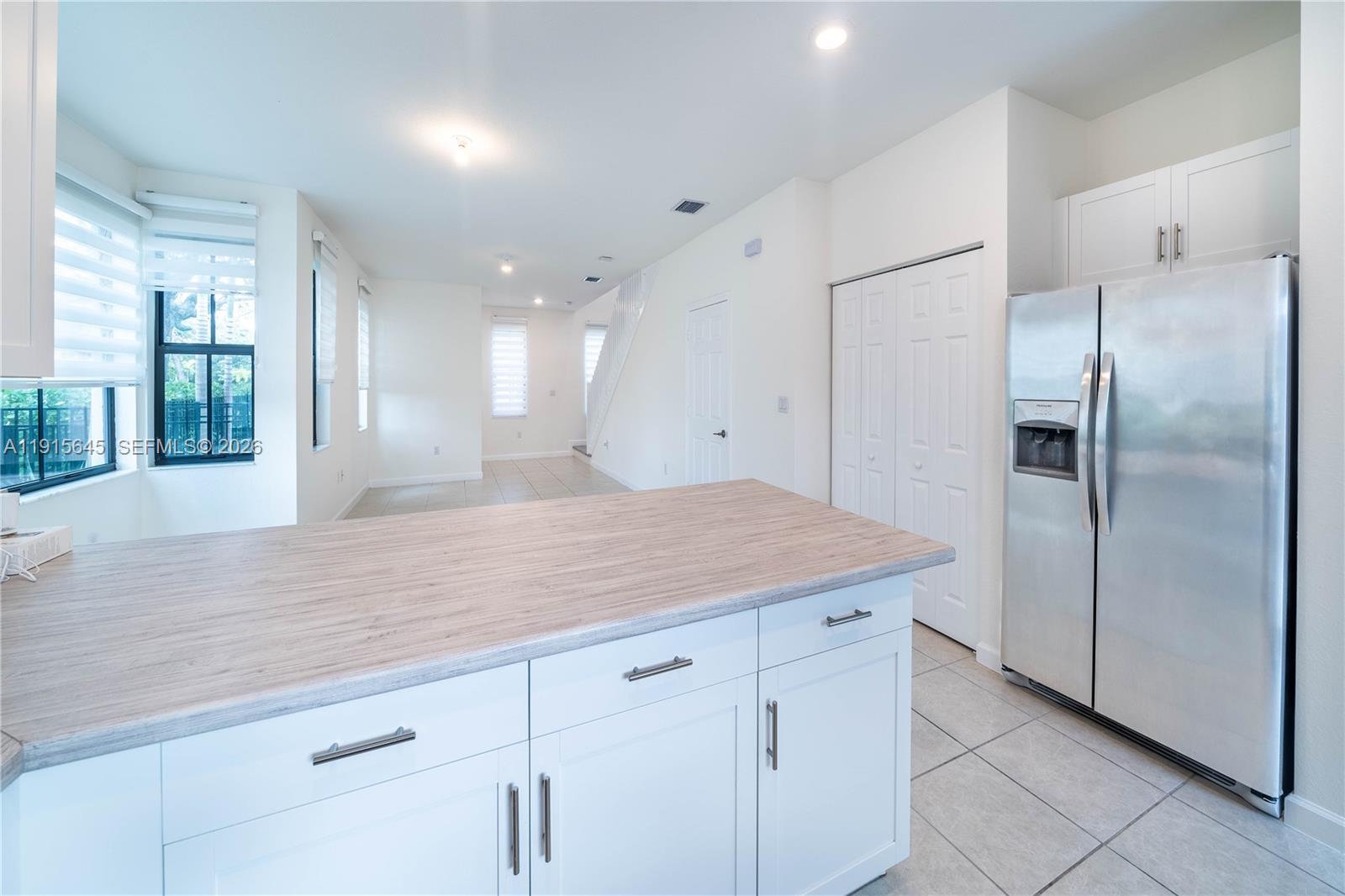 RIVERSIDE NO 2 - Residential