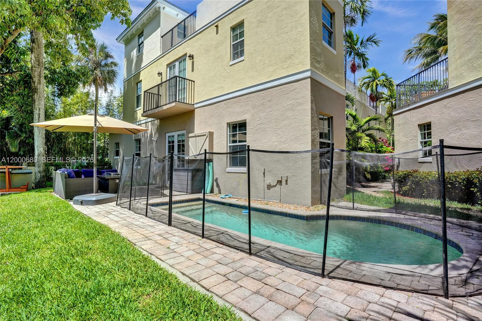 Tarpon River - Residential