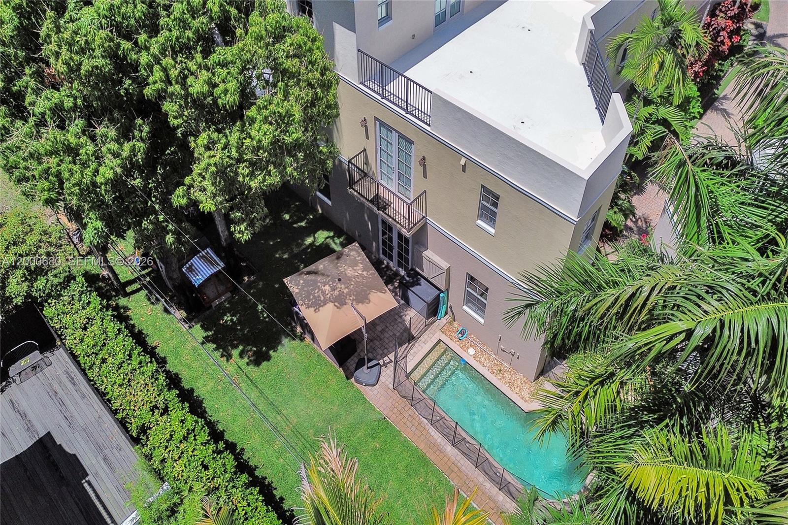 Tarpon River - Residential