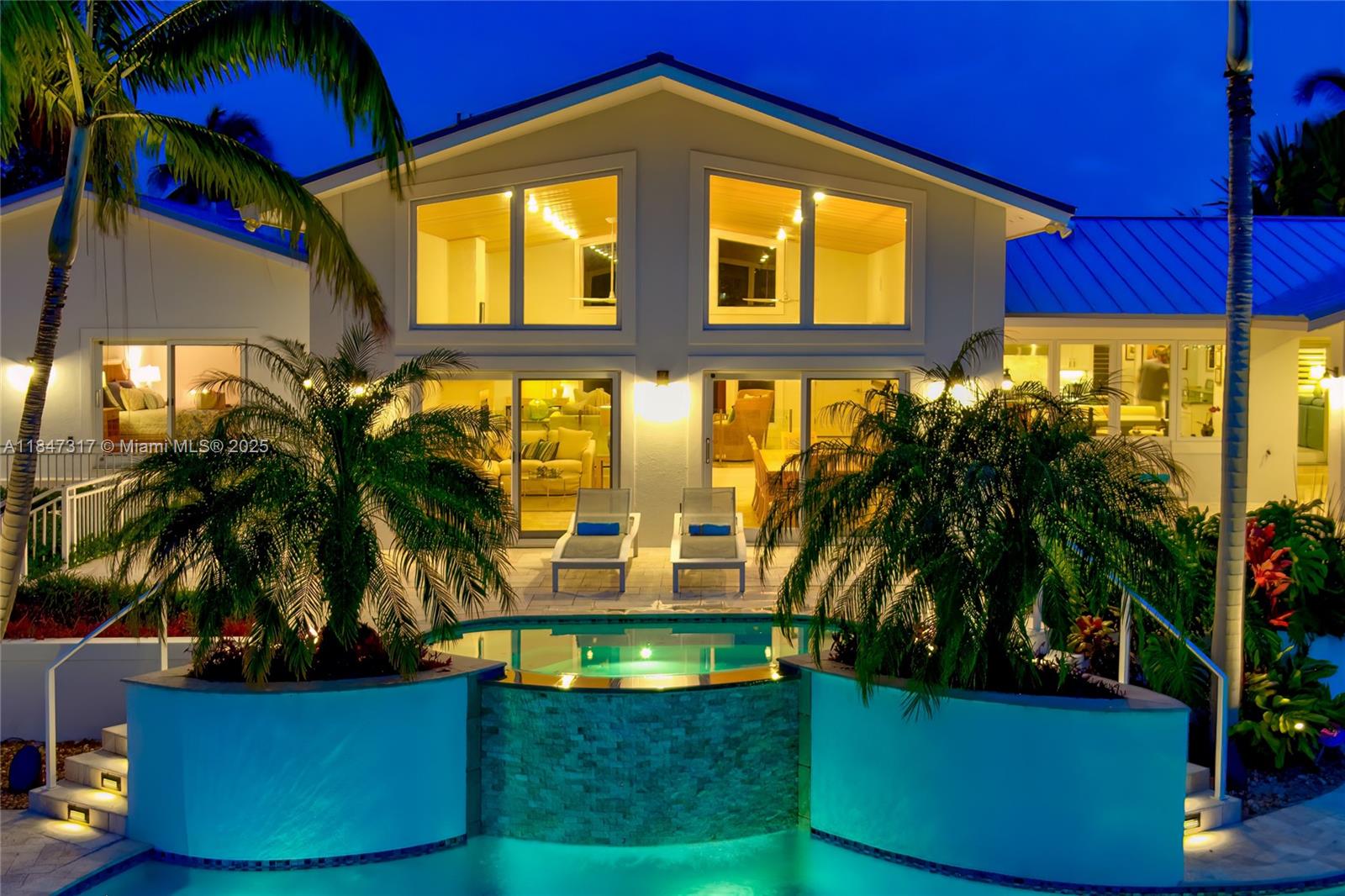 SOMBRERO ISLE - Residential