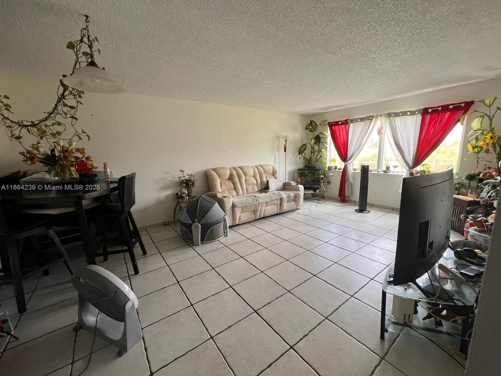 14830 Naranja Lakes Blvd A1M