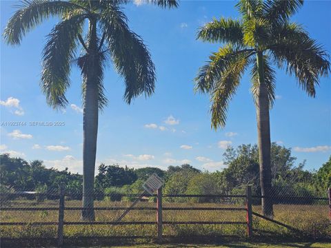 6255 SW 123rd Ave Miami FL 33183