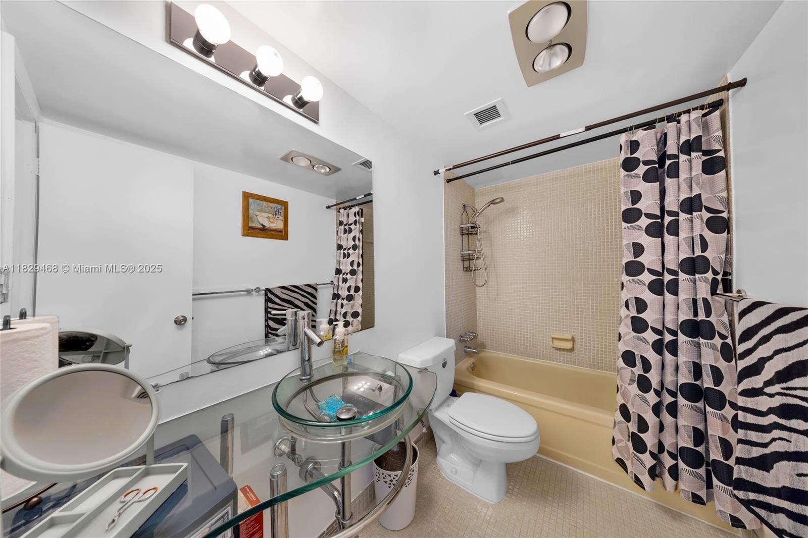 CLIFTON CONDO - Residential