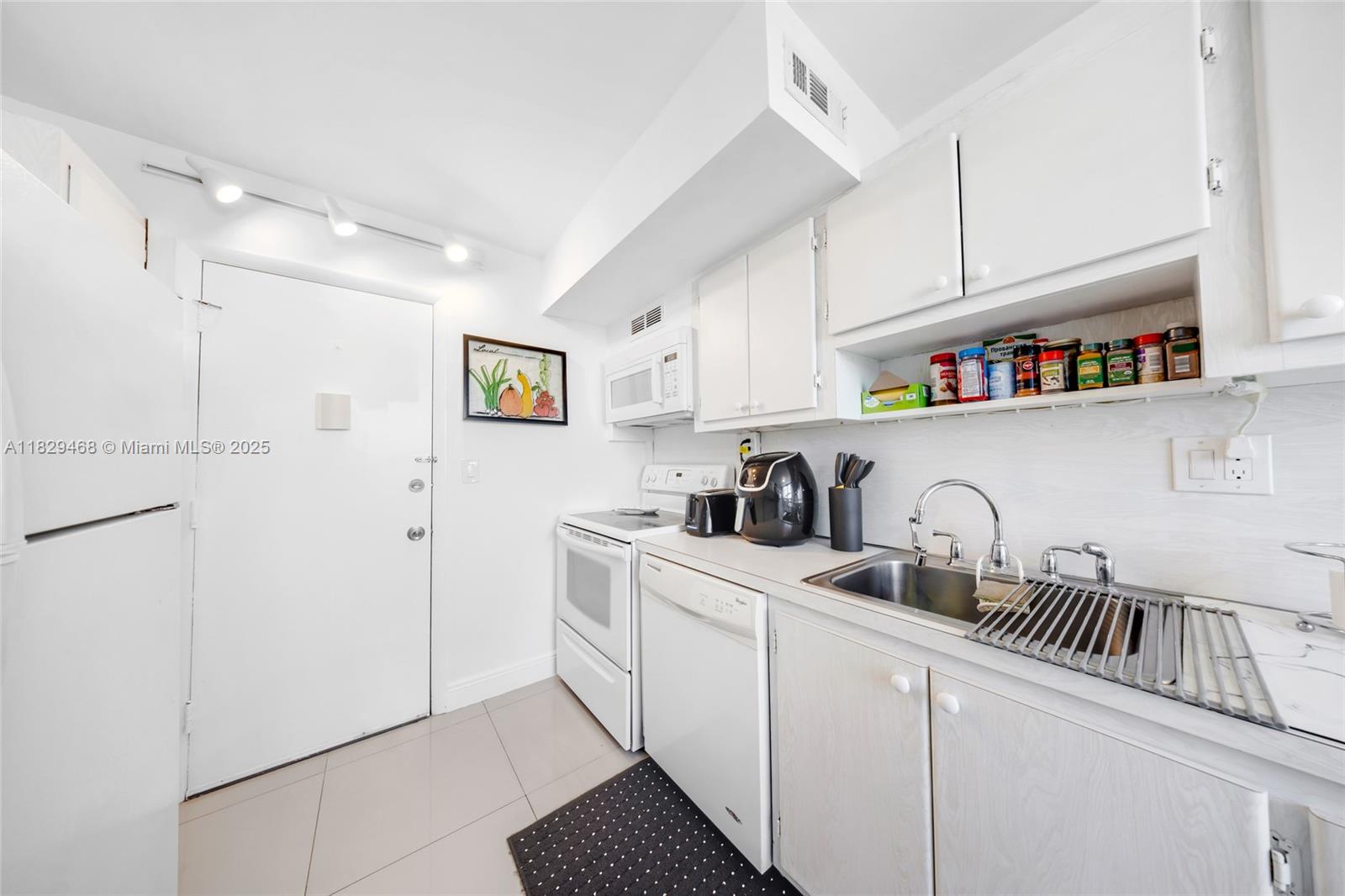 CLIFTON CONDO - Residential