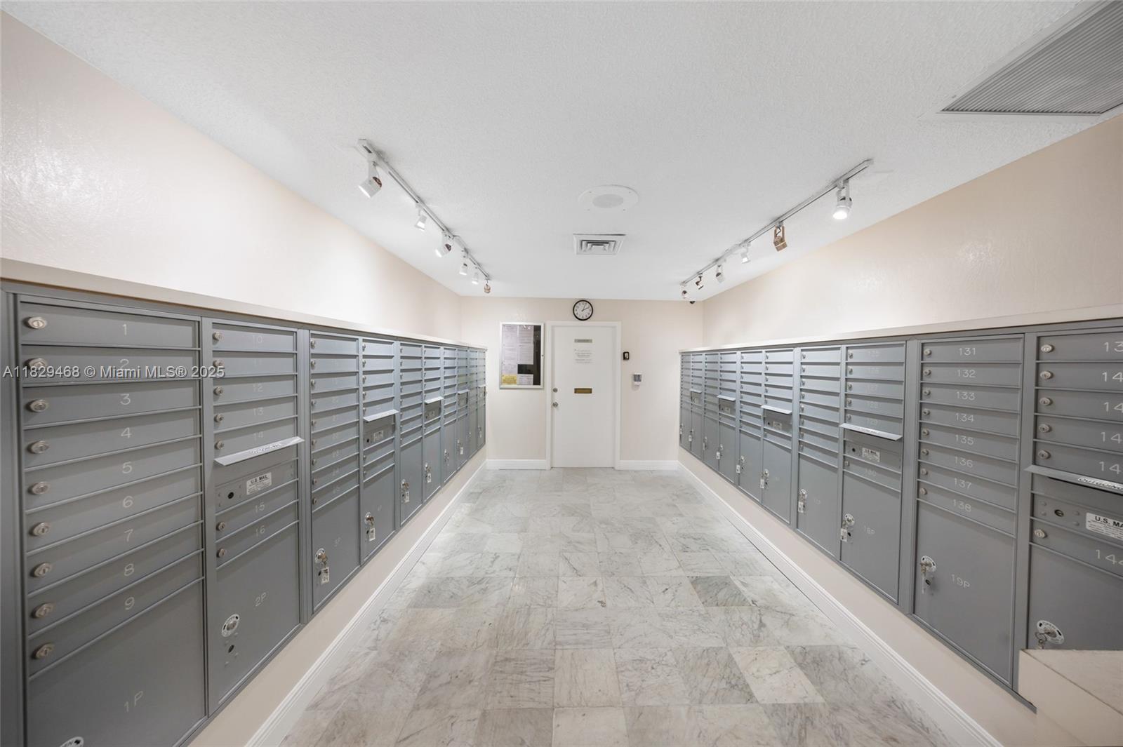 CLIFTON CONDO - Residential