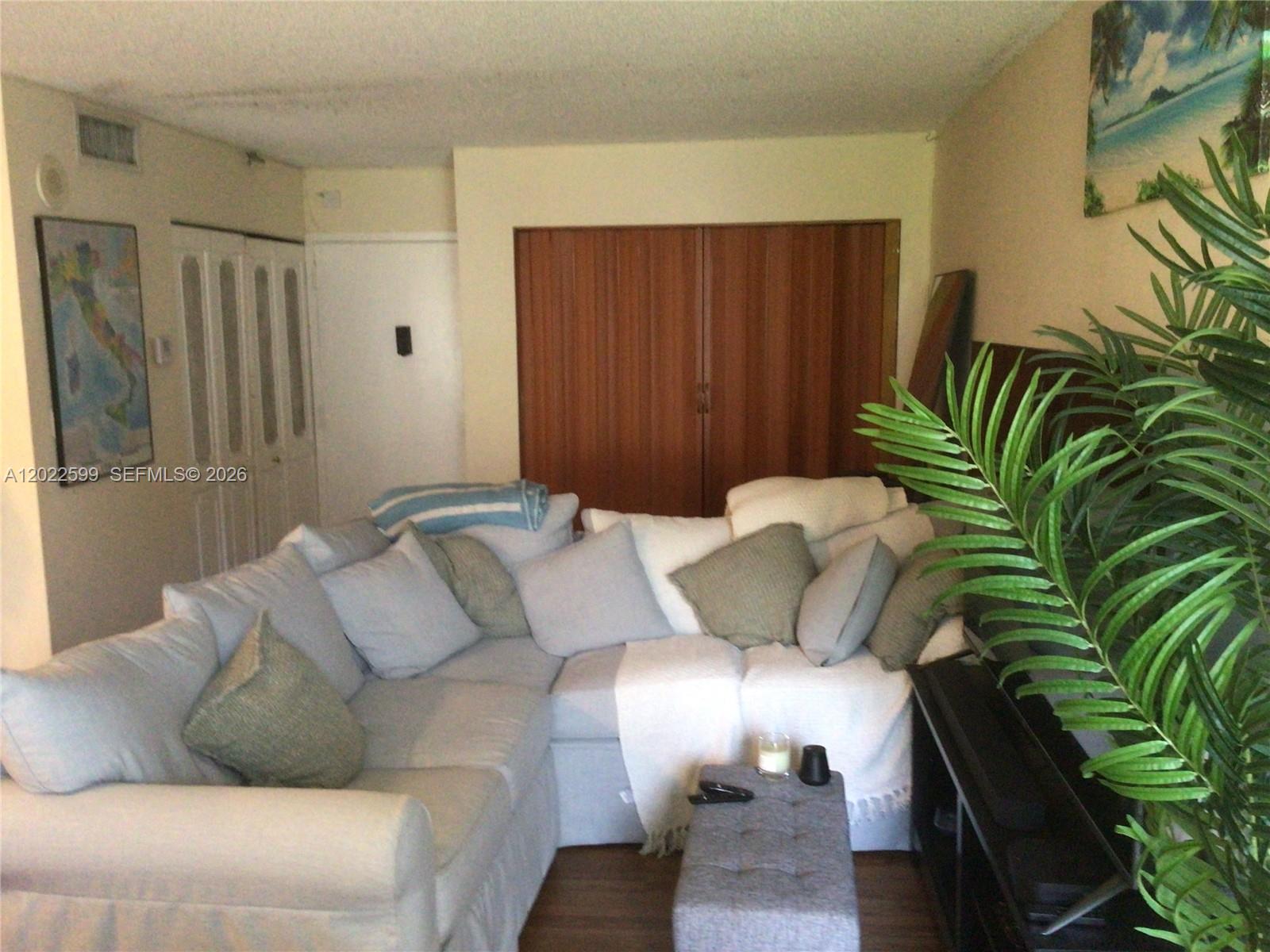 PLAZA OF AMERICAS CONDO P - Residential