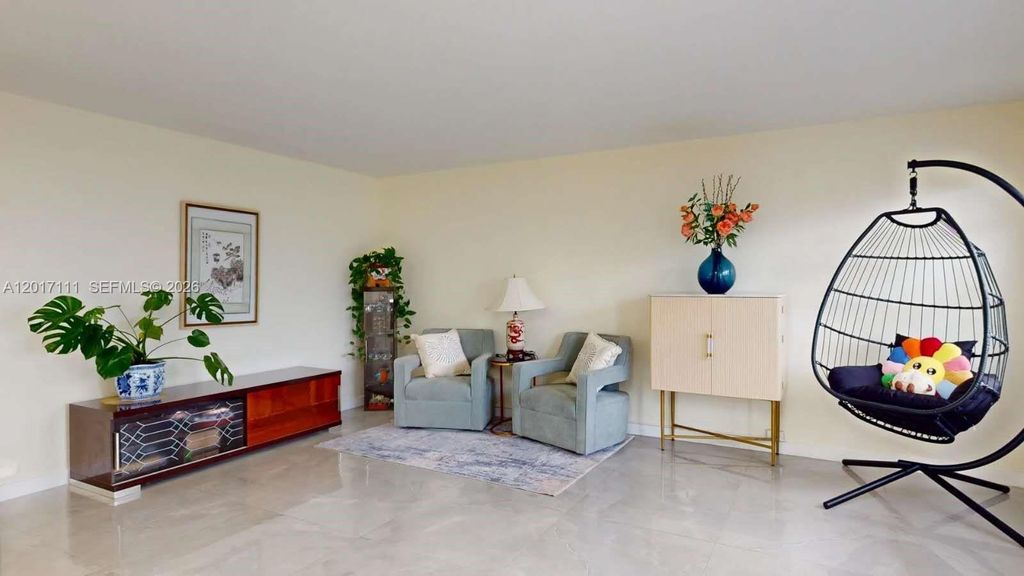 Photo of 325 Wellington G #G, West Palm Beach, FL 33417 (MLS # A12017111)
