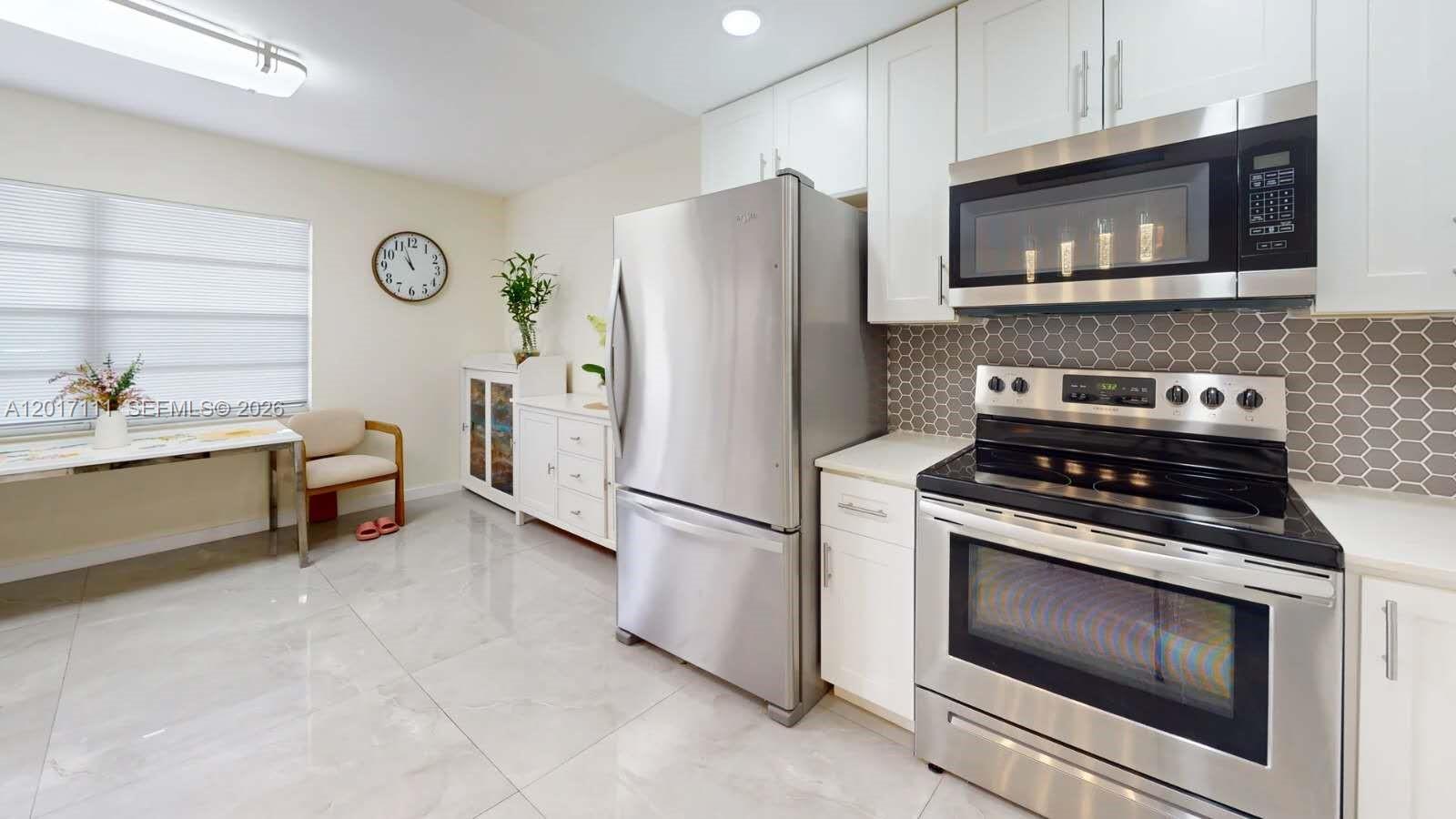 WELLINGTON CONDOS - Residential
