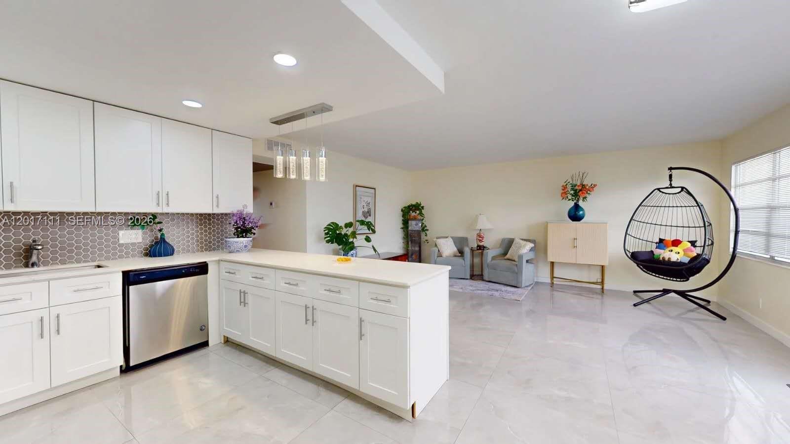 WELLINGTON CONDOS - Residential