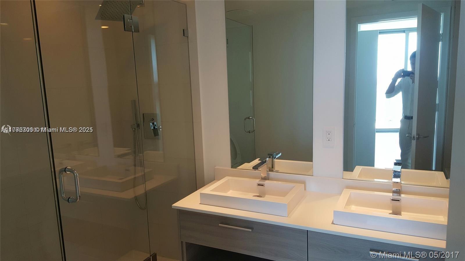 DUA MIAMI - Residential