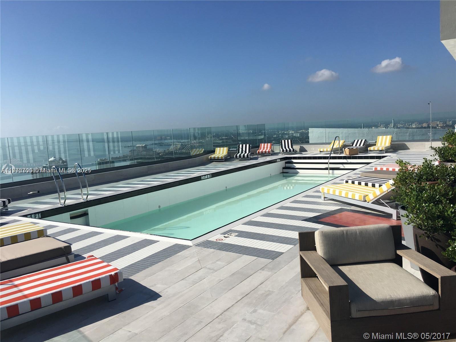 DUA MIAMI - Residential