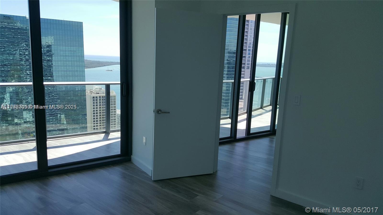 DUA MIAMI - Residential