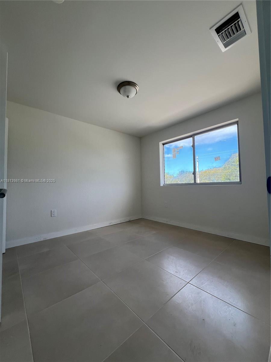 H BROOKERS SUB - Residential Lease