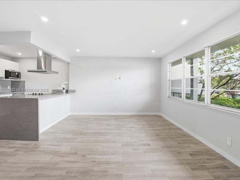 NEW HAMPTON AT CENTURY VI - Residential