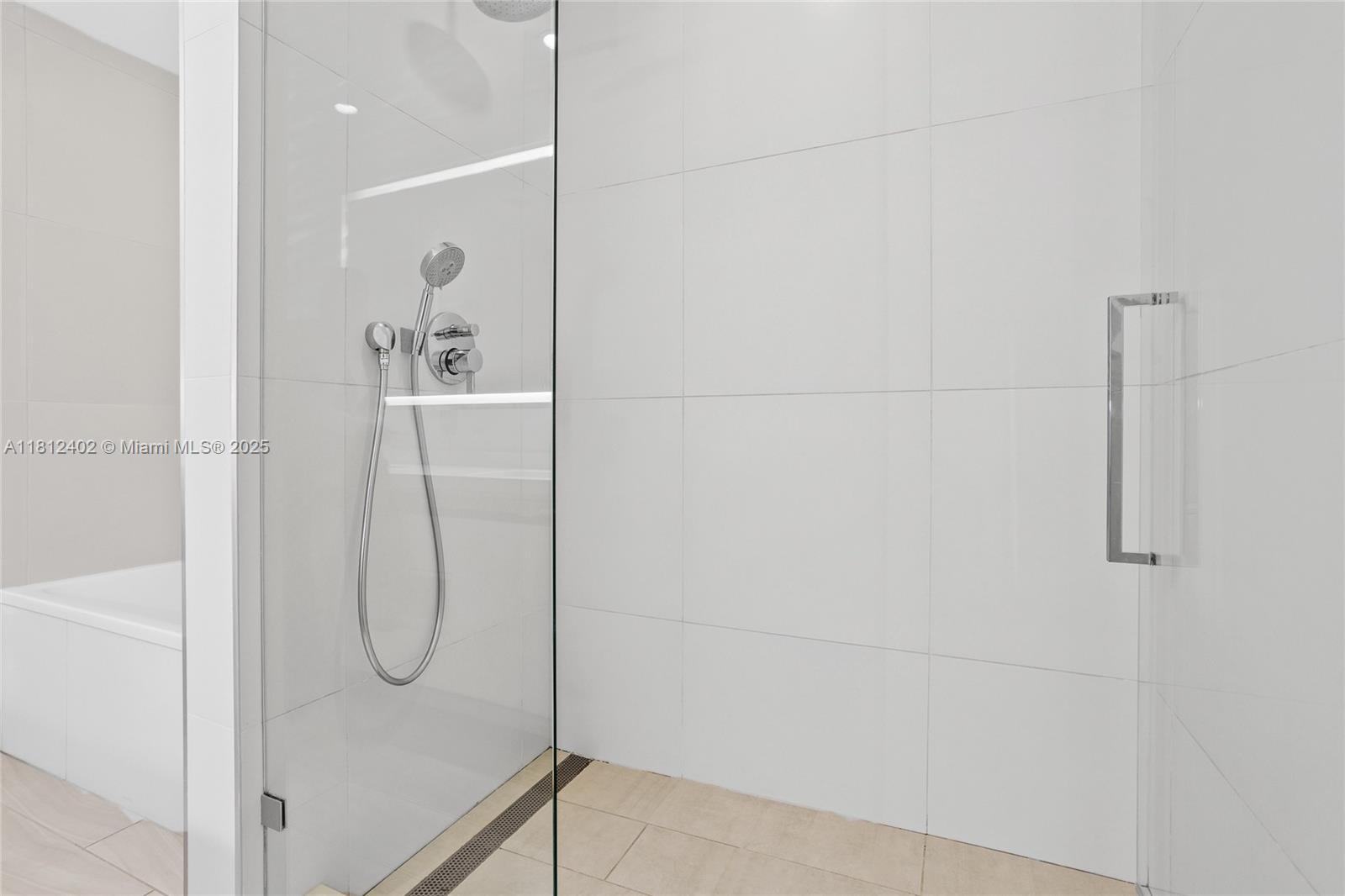 METROPICA NORTH TOWER ONE - Residential Lease