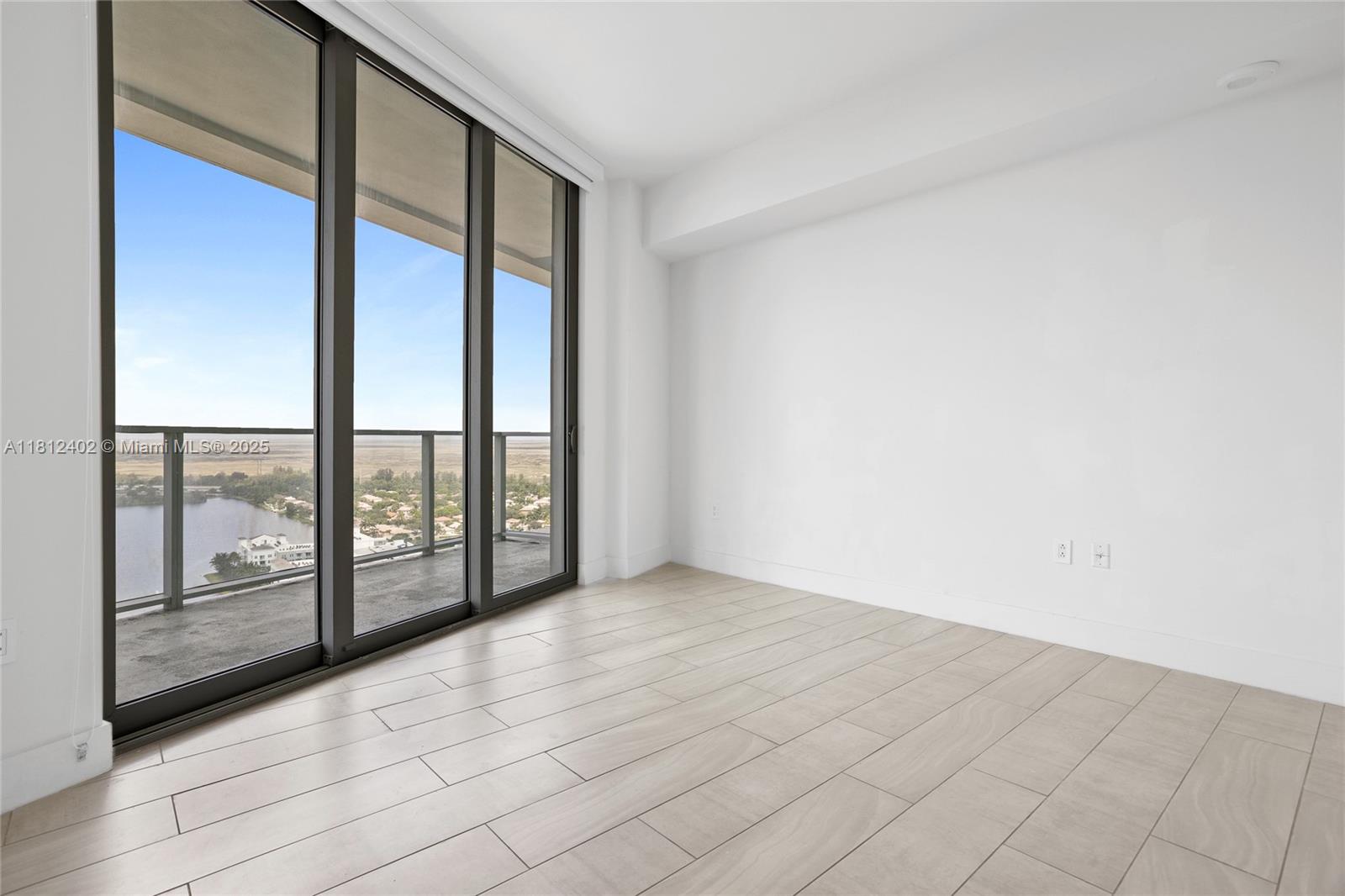 METROPICA NORTH TOWER ONE - Residential Lease