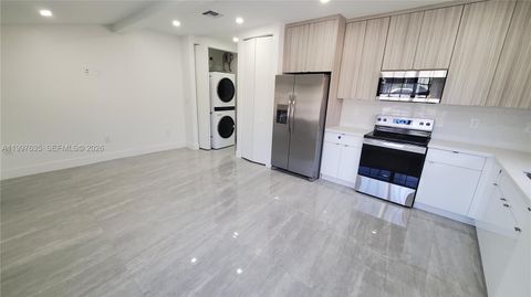 40 SW 34th Ave A Miami FL 33135