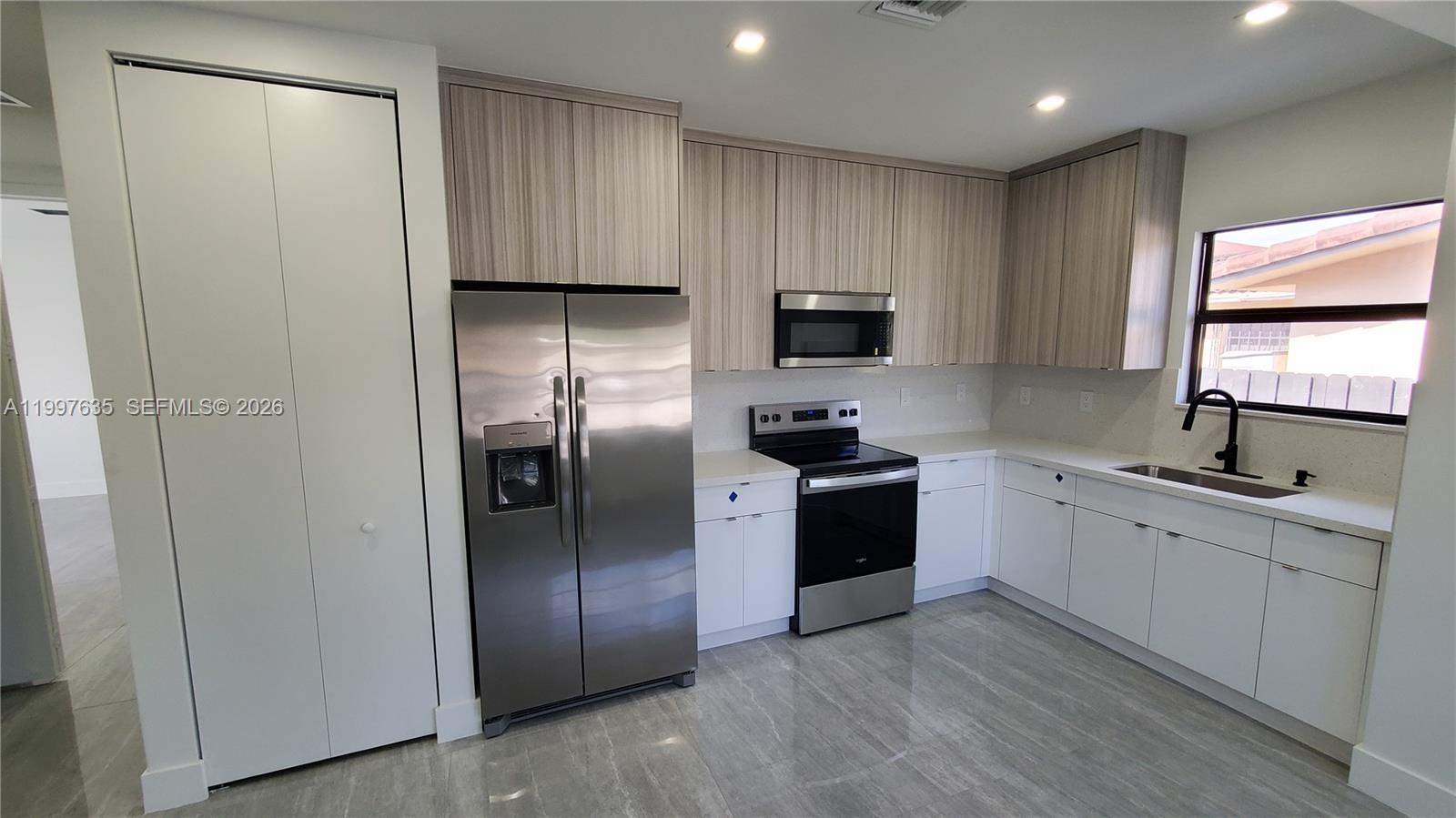 KIRKLAND HEIGHTS AMD - Residential Lease