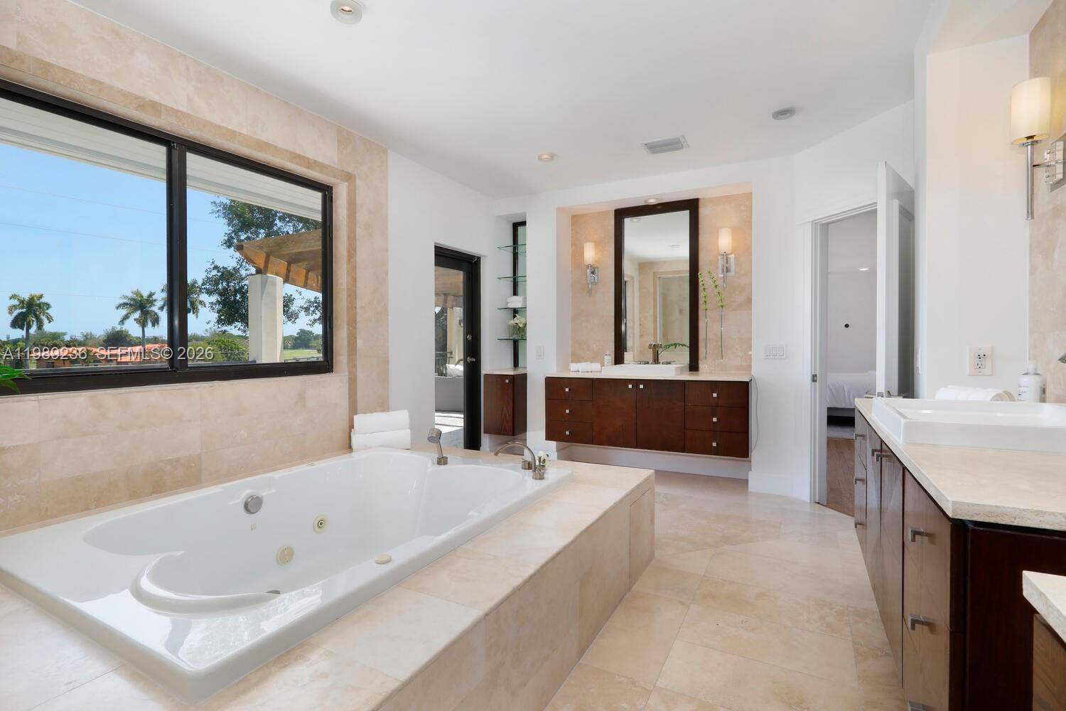 CORAL GABLES COUNTRY CLUB - Residential Lease