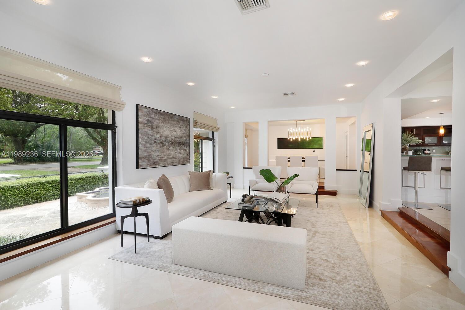 CORAL GABLES COUNTRY CLUB - Residential Lease