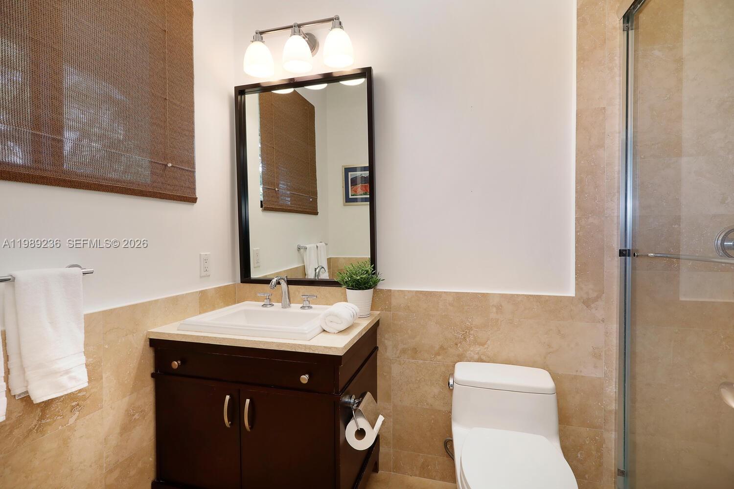 CORAL GABLES COUNTRY CLUB - Residential Lease