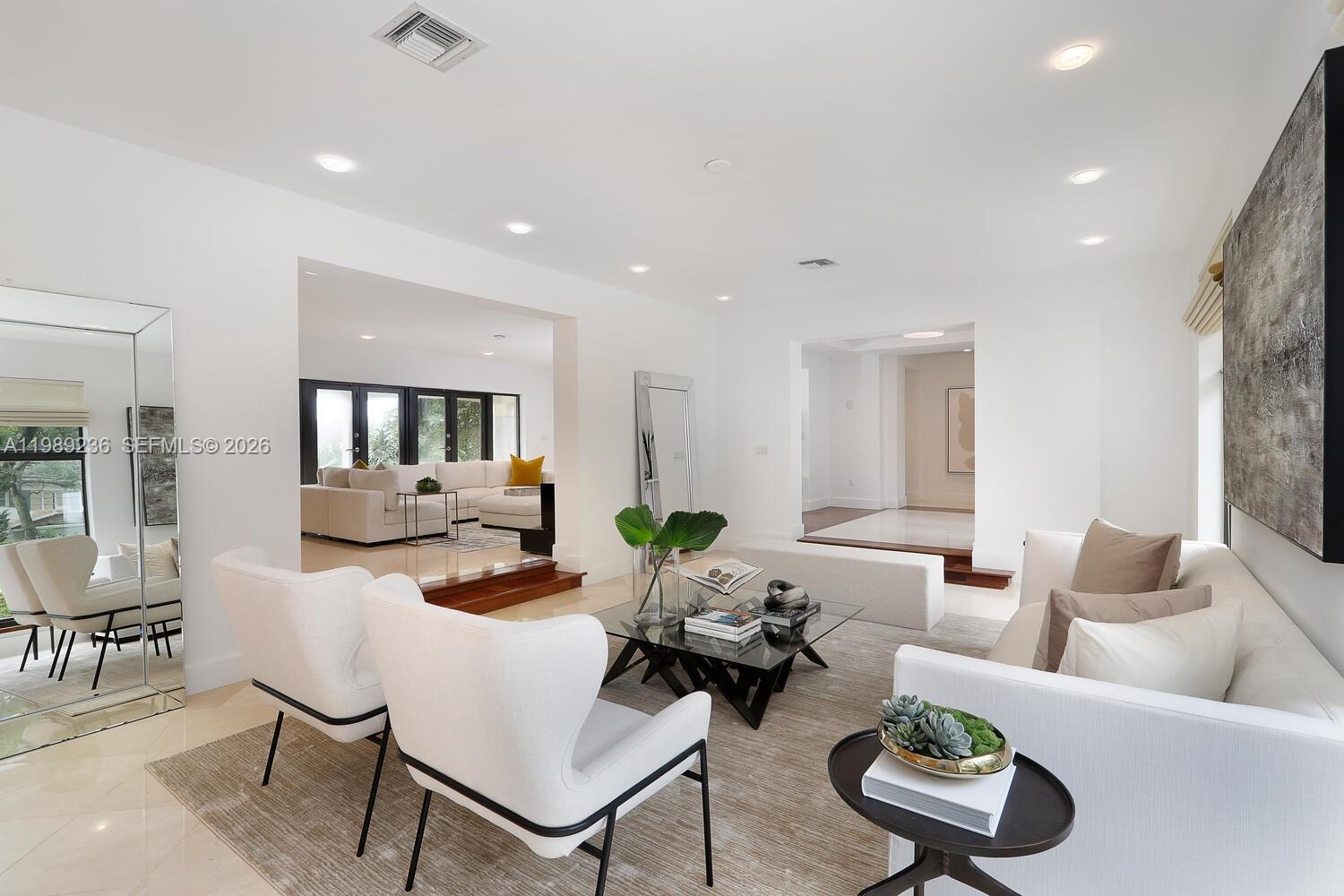 CORAL GABLES COUNTRY CLUB - Residential Lease