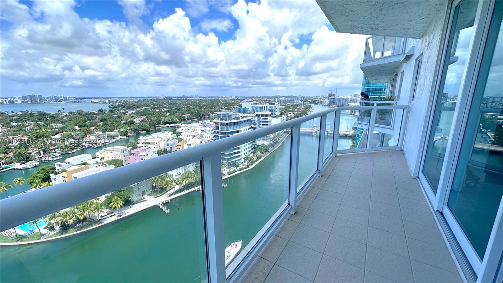 THE GRANDVIEW CONDO - Residential Lease