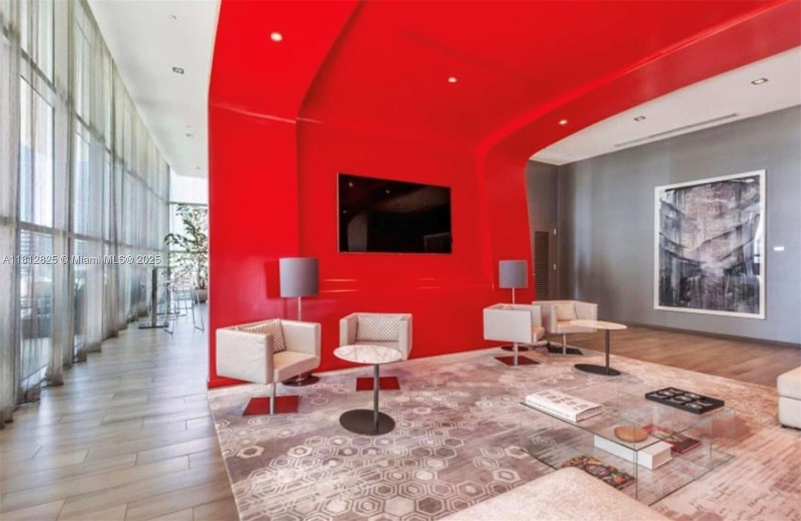 1100 MILLECENTO RESIDENCE - Residential