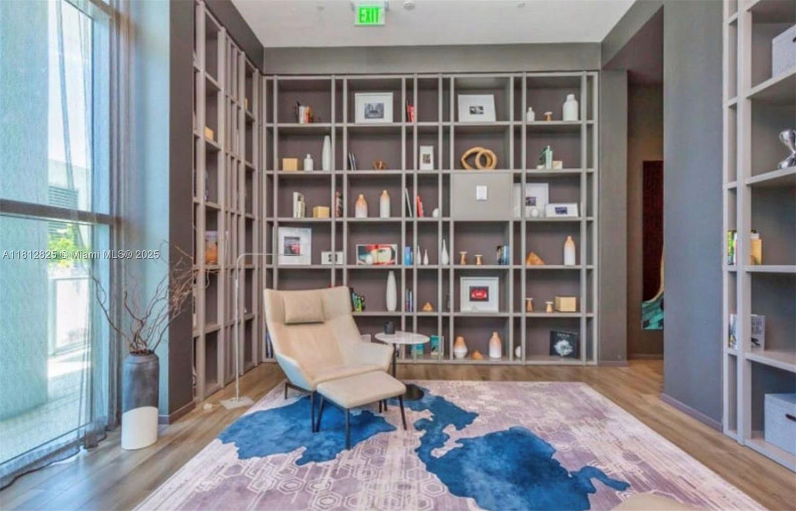 1100 MILLECENTO RESIDENCE - Residential